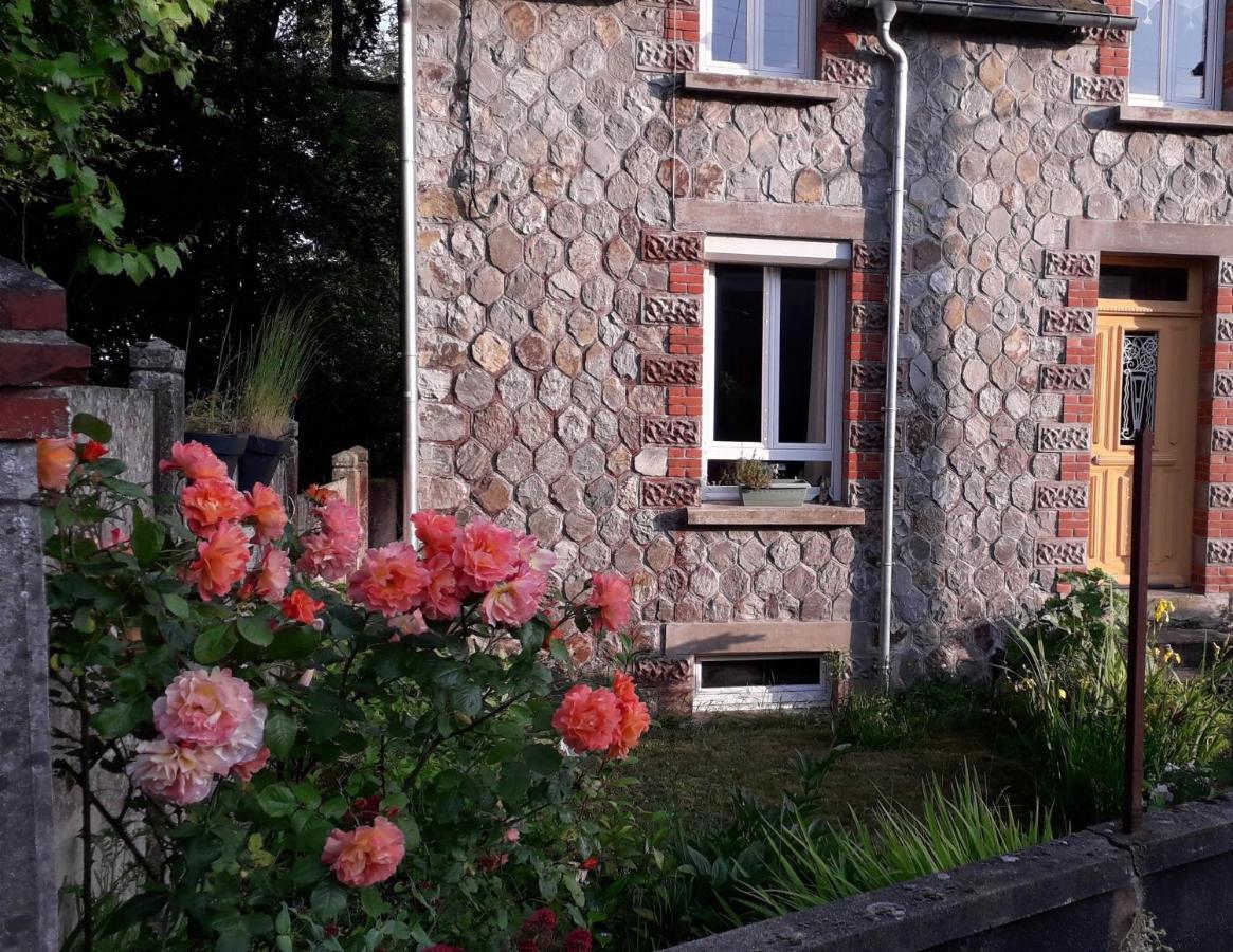 Chambre D Hote Chez Fany Mur-de-Bretagne Εξωτερικό φωτογραφία