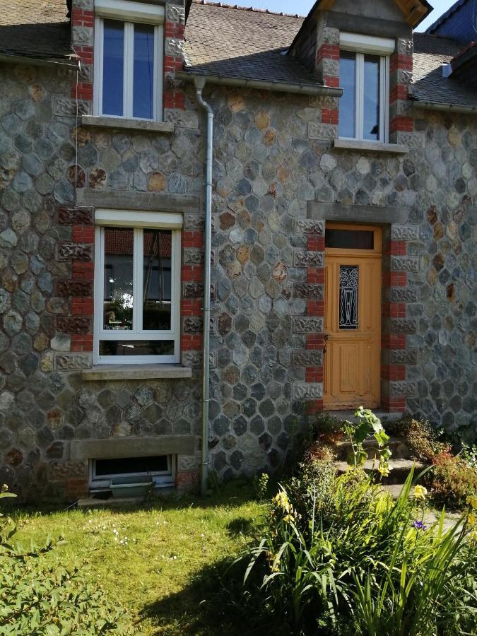 Chambre D Hote Chez Fany Mur-de-Bretagne Εξωτερικό φωτογραφία